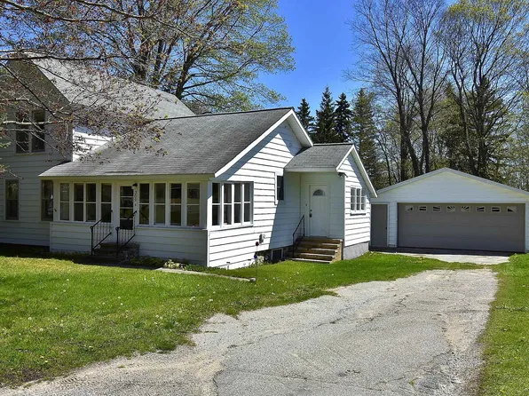 309 S Shabwasung St, Northport, MI 49670