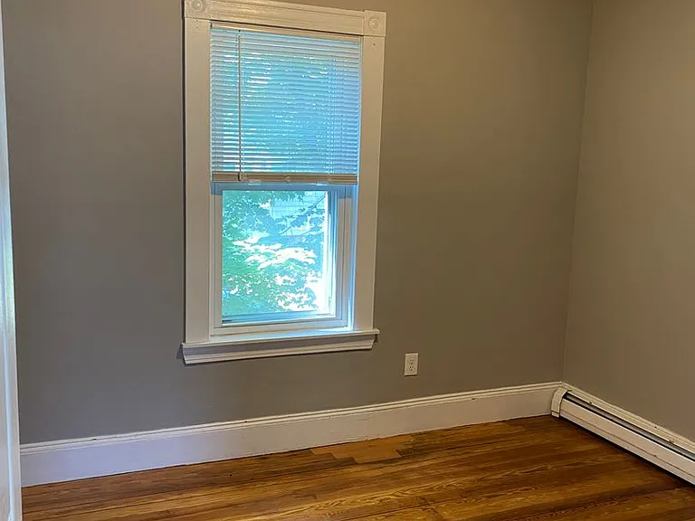 31-33 Pleasant Park Rd — Photo 15