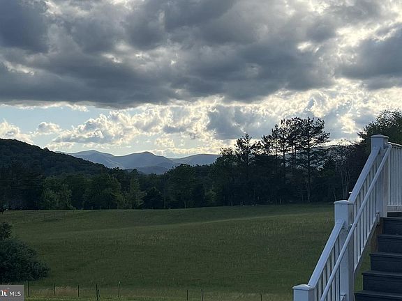 2nd image of 3542 Slate Mills Rd