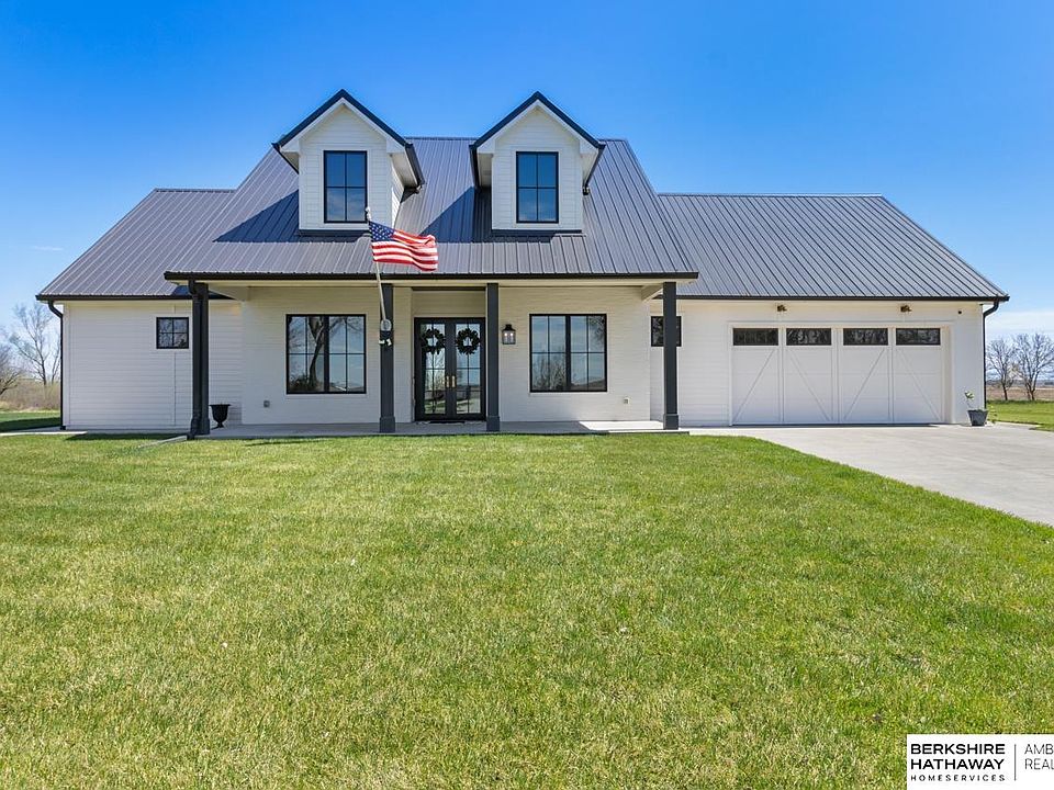 13809 N 300th St, Valley, NE 68064 | Zillow