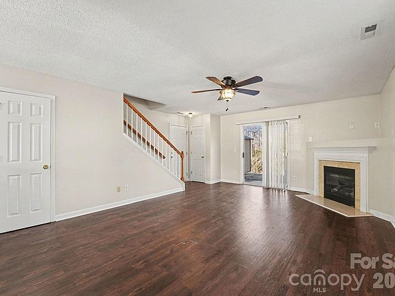 4th image of 534 Canopy Ct