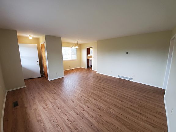 2nd image of 704 Whitaker Dr