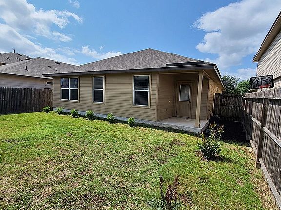 3rd image of 120 Lina Ln