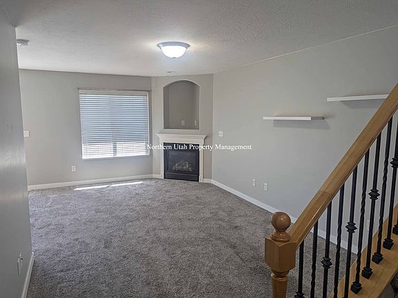 3 Front Room_06252024