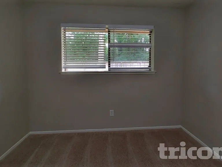 3619 Maple Glen Dr — Photo 14