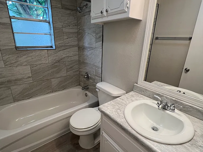 513 Redwood Dr — Photo 19
