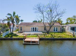 1419 47th Ave NE, Saint Petersburg, FL 33703