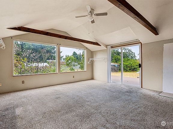 2nd image of 3138 Oas Drive W