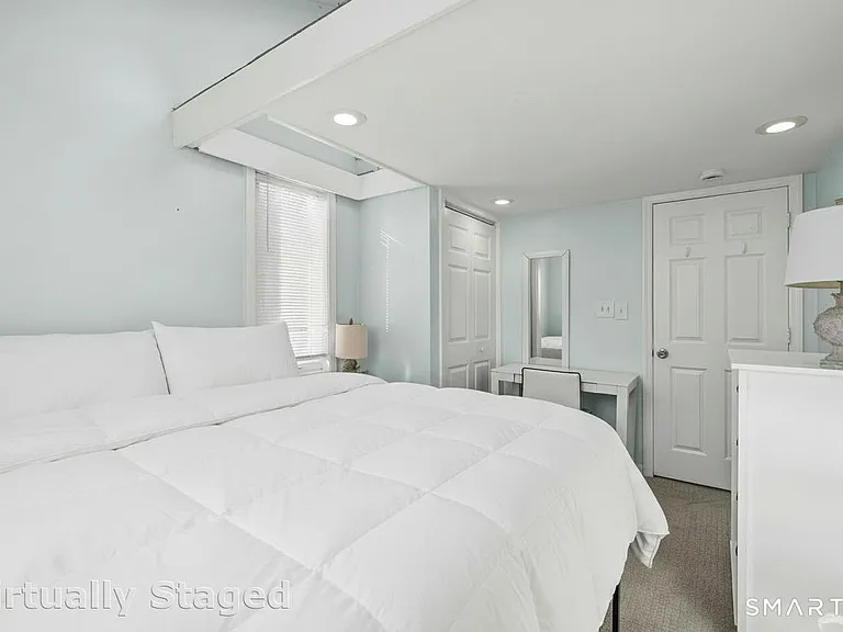 116 College Pl — Photo 21