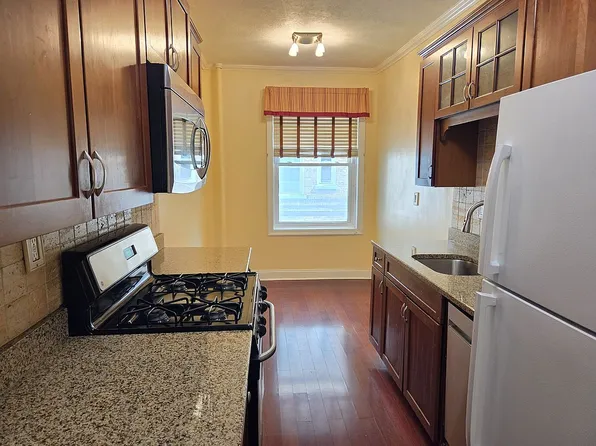 2081 Cruger Ave APT 2G, Bronx, NY 10462