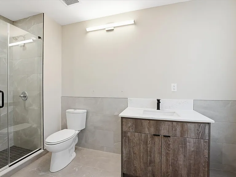 3516 Kennedy Blvd #303 — Photo 8