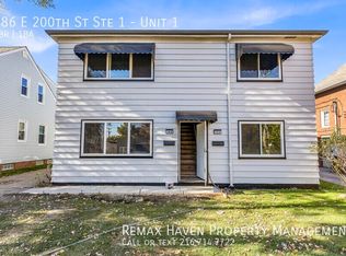 386 E 200th St SUITE 1, Cleveland, OH 44119