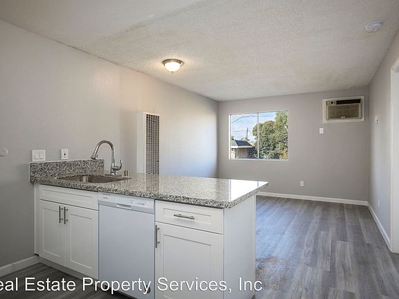 3rd image of 306 E Flora St APT 15
