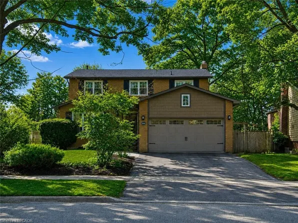 2103 Constance Dr, Oakville, ON L6J 5V1