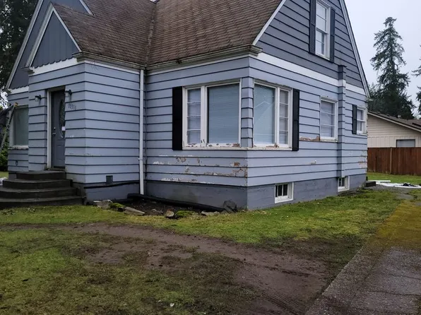 10310 Short Ln SW, Lakewood, WA 98498