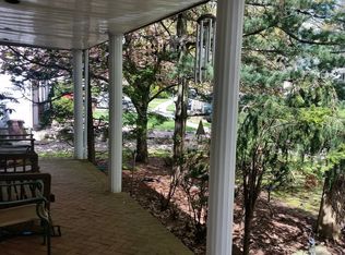 920 Madison Pl, Merrick, NY 11566