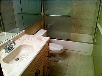 3rd image of 5401 Collins Ave APT 1014