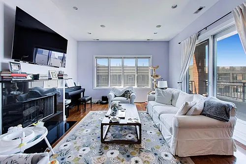 2342 W North Ave #401 Photo 1 2342 W North Ave #401 Photo 1