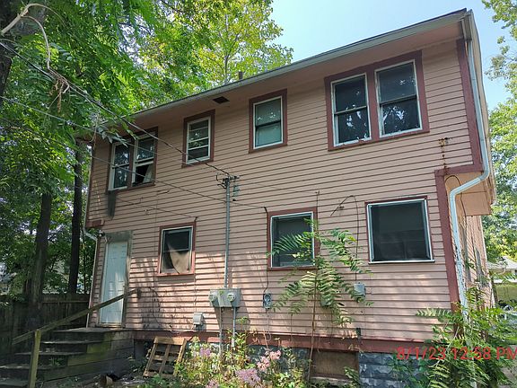 3rd image of 521 N Grant Ave