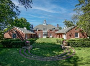 49 Liberty Corner Rd, Far Hills, NJ 07931