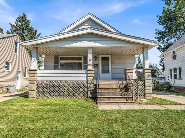 4663 Burleigh Rd, Garfield Heights, OH 44125
