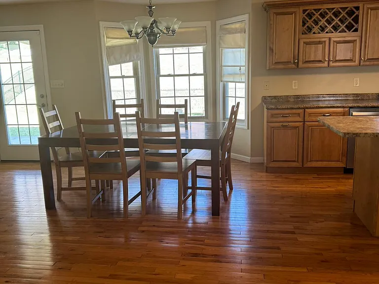 2551 Forest Brook Dr — Photo 6