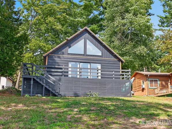 1481 N Crooked Lake Dr, Lake, MI 48632