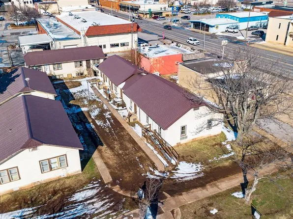 408 W Colorado Ave, Chickasha, OK 73018