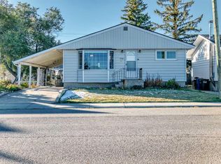 2137 N 20th Ave, Didsbury, AB T0M 0W0