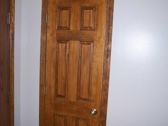 5th image of 2450 Tesh Dr