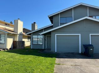 1384 Q St, Springfield, OR 97477
