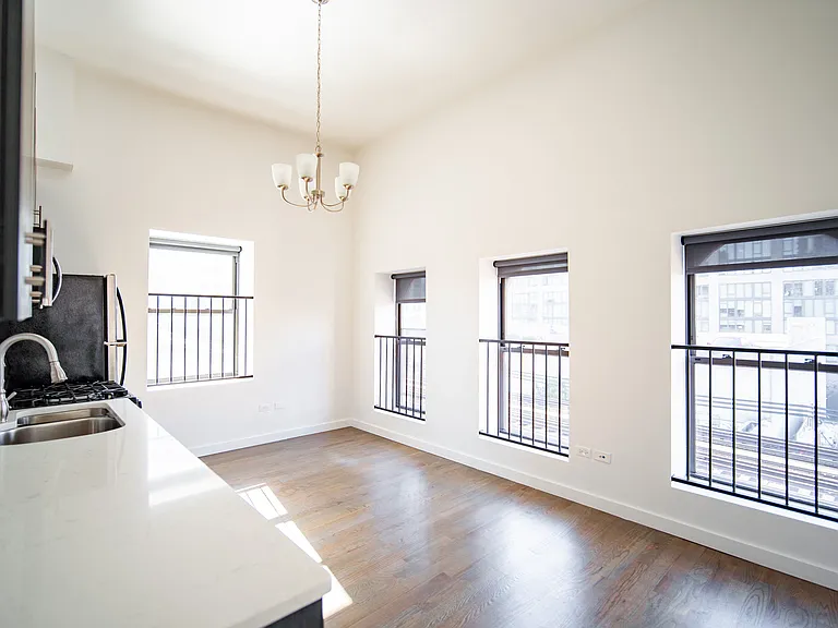 Dining Room - Unit 404