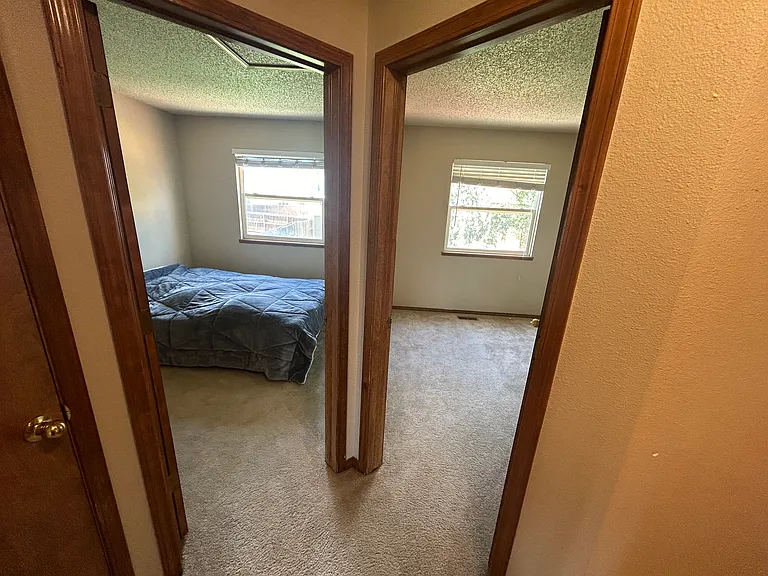 1405 Coolcrest Dr — Photo 5