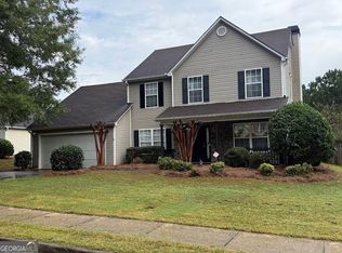1364 Webb Meadows Ct, Loganville, GA 30052