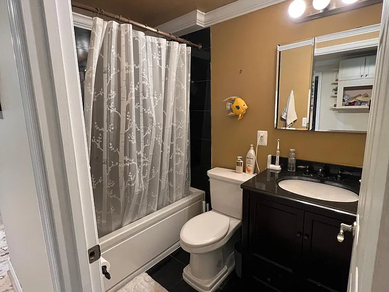 8 Virginia Dr — Photo 8