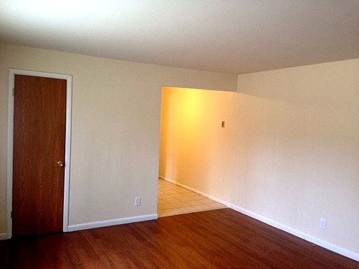 2nd image of 4478 Fehr Rd APT 07