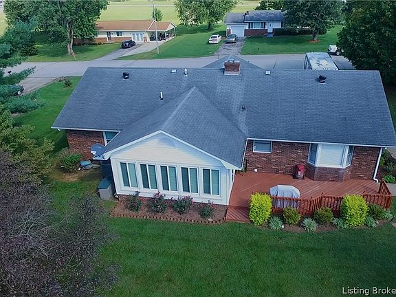 2nd image of 607 Shawnee Avenue