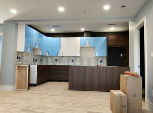 7 University Rd #2, Brookline, MA 02445