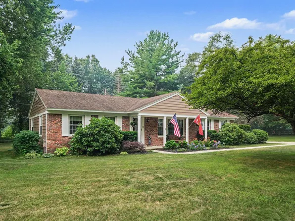 219 Jackson St, Allegan, MI 49010