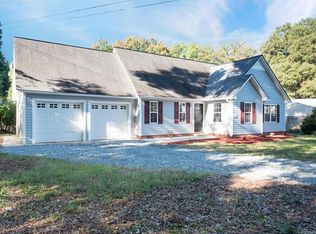 2915 Lake Dr #2A, Charlotte, NC 28269