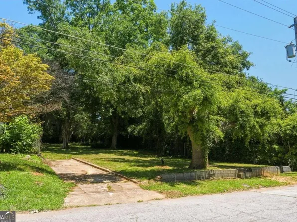 1339 E Cambridge Ave, Atlanta, GA 30344