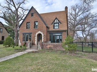 101 W Terrace Ln, Peoria, IL