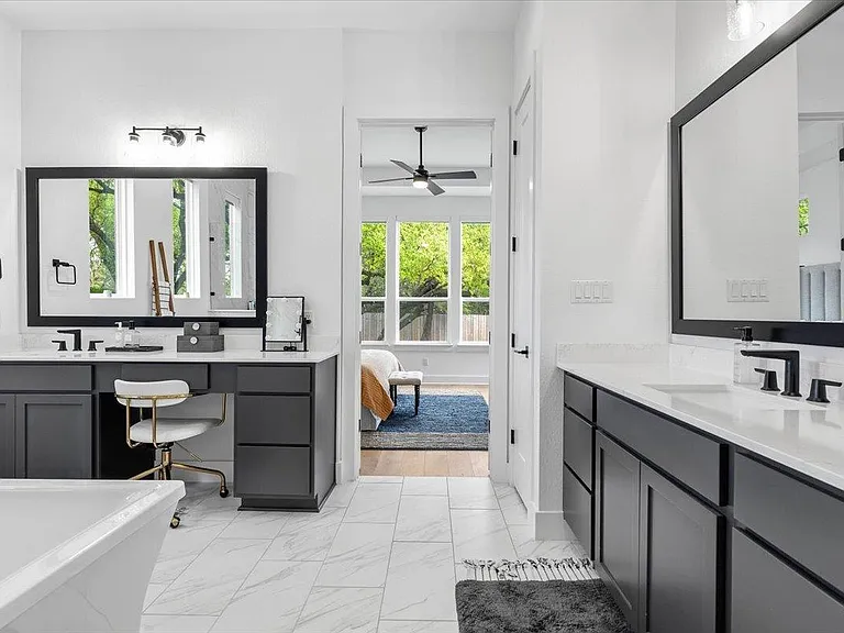 101 Onion Creek Ln — Photo 18