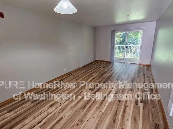 2715 W Maplewood Ave APT 222, Bellingham, WA 98225