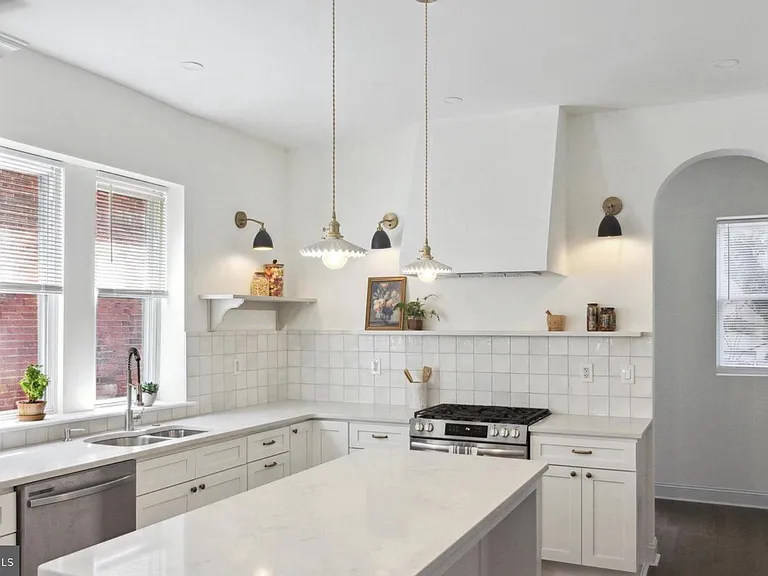 5516 Cedar Ave — Photo 5
