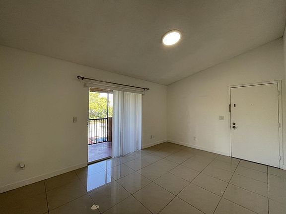 2nd image of 401 SW 85th Ave #202-1