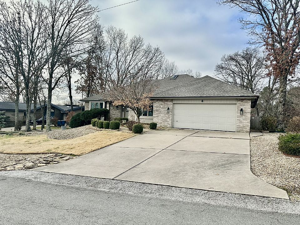 1st image of 4 Lois Ln