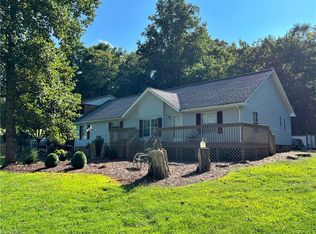 177 Lester Wood Dr, North Wilkesboro, NC 28659