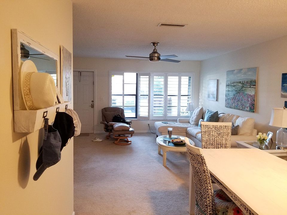 Lounge and Dining Room