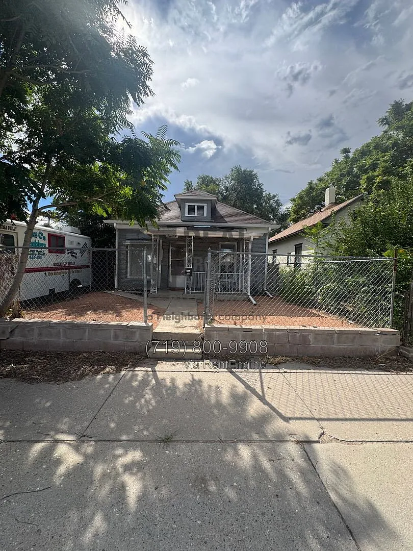 2 bed, 1.5 bath, 616 sqft, $1,250 — Photo 3